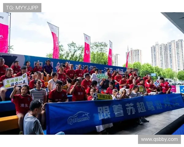 全景解析足球直播魅力实时赛事互动与观赛新体验技术平台球迷共狂欢